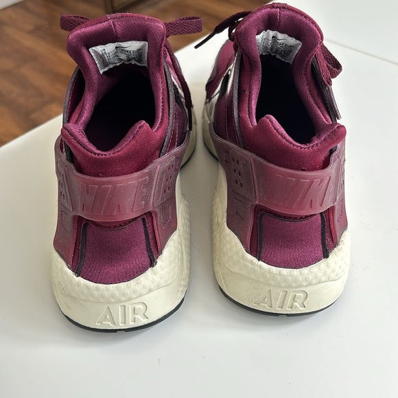 Nike Air Huarache Dark Beetroot - Limited Edition - Picture 5 of 5
